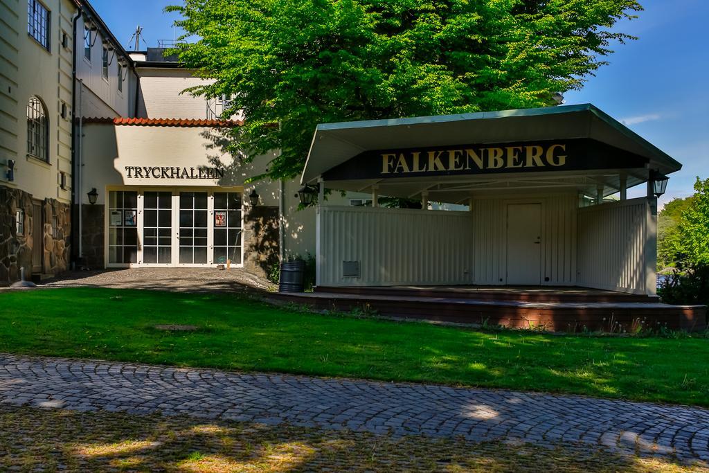 Vaerdshuset Hwitan Hotel Falkenberg Exterior photo